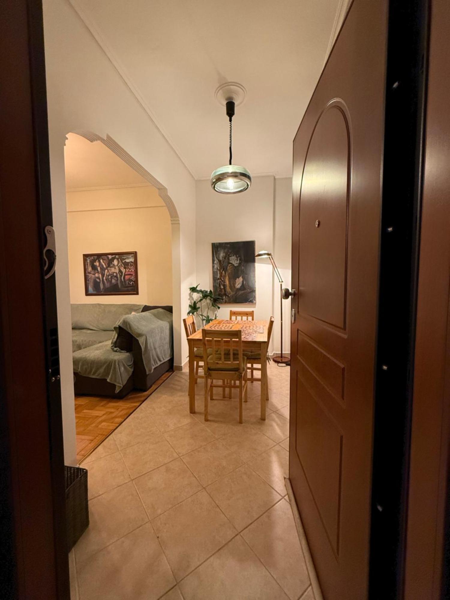 Vasia'S Cosy Apartment In Athens, "Pedion Tou Areos", Close To Center Εξωτερικό φωτογραφία